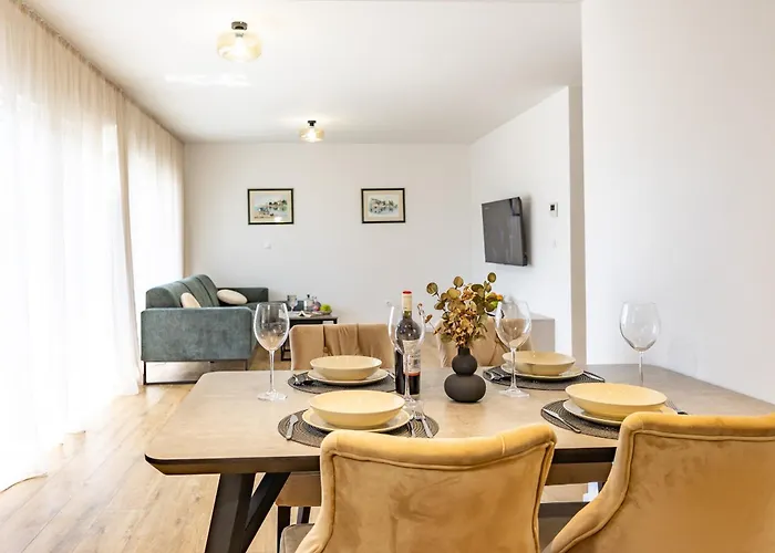 Frane - Maslina And Lavanda Apartment