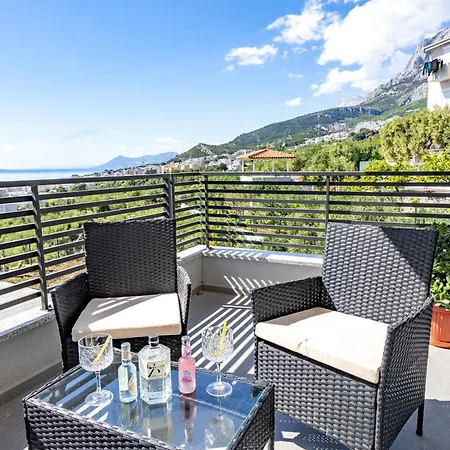 Maslina J Apartman Makarska