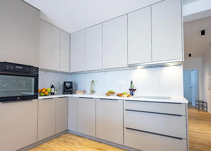 Frane - Maslina And Lavanda Apartment Makarska