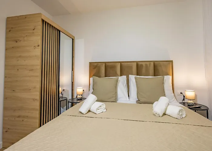 Frane - Maslina And Lavanda Apartment